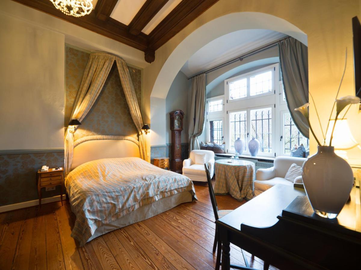 Hotel Gaestehaus Schloss Saareck