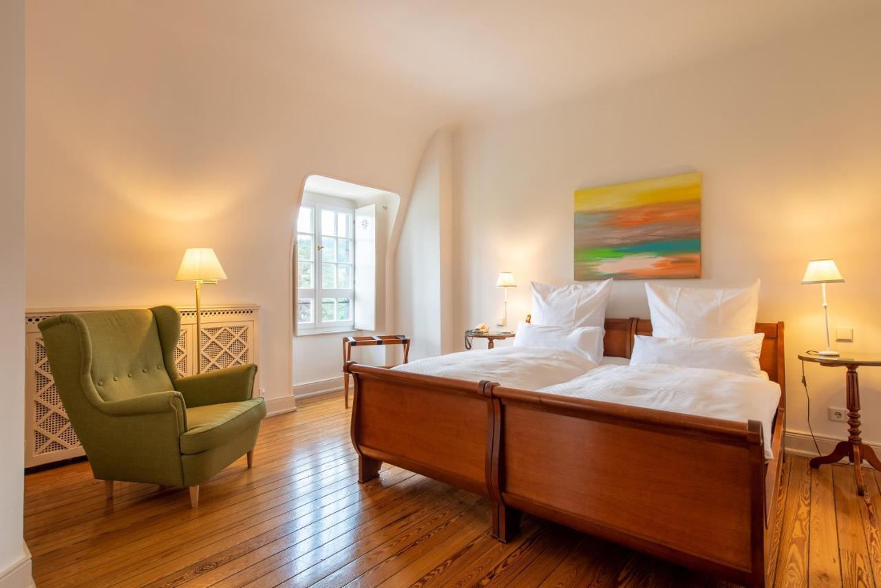 Gaestehaus Schloss Saareck Hotel *